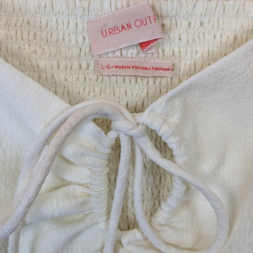 Urban Outfitters Top Womens Large Crop White Smocked Peplum Ruffle Festival Boho - Picture 2 of 8